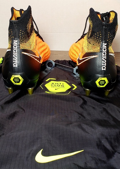 magista nike grip insole technology